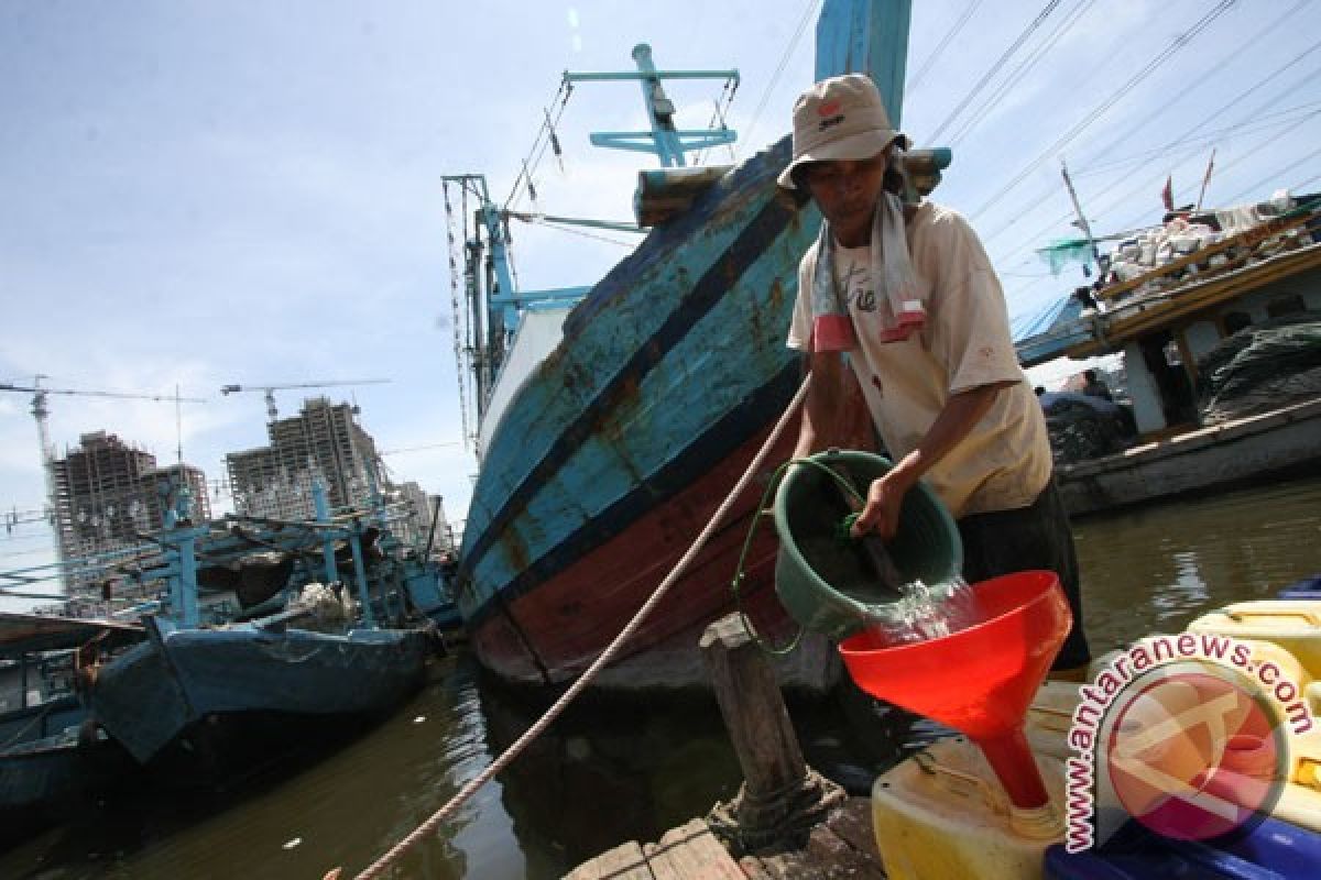 BBM nelayan Enggano dijatah 10 liter per bulan 