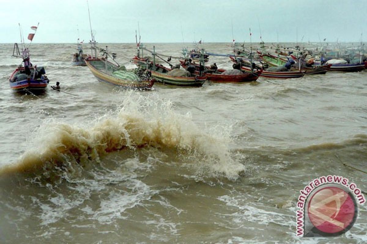 Perahu nelayan Bengkulu hilang diterjang badai