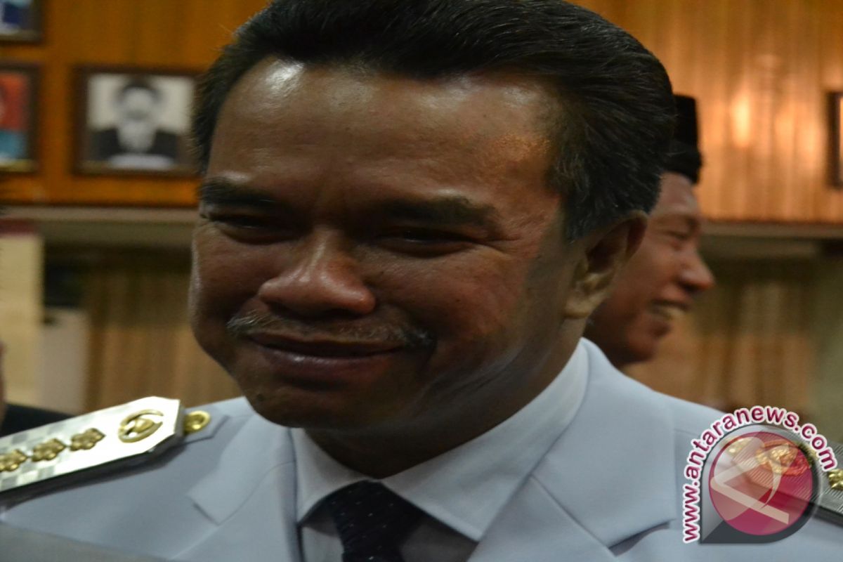 Wali Kota Samarinda Larang Pejabat Keluar Kota