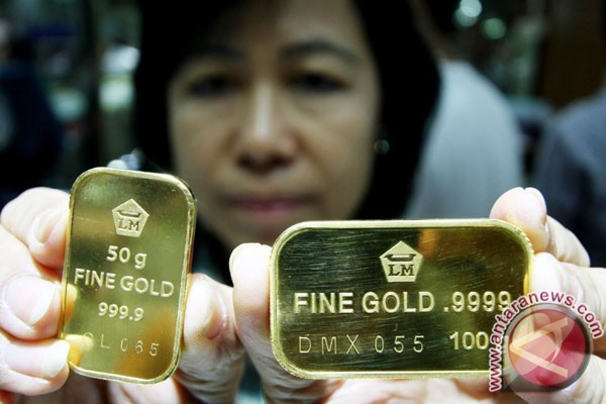 Harga emas turun karena pasar lakukan konsolidasi