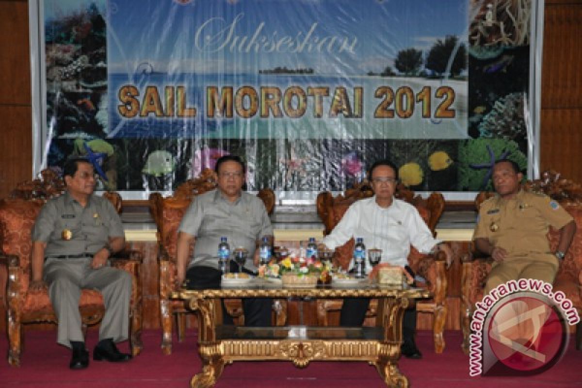 Dua Menteri Tinjau Kesiapan Sail Morotai 2012