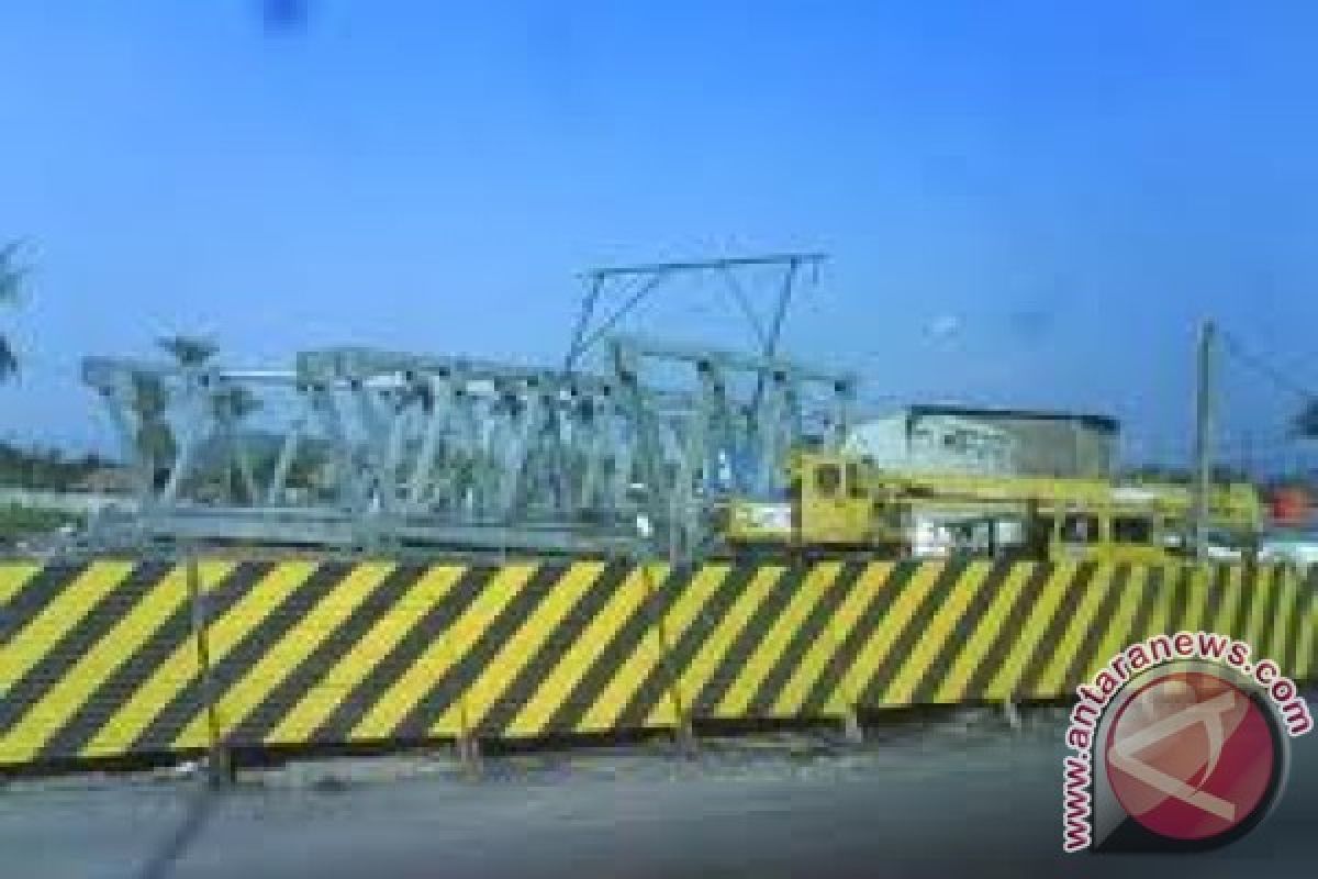 Peresmian jembatan Jumoyo ditunda