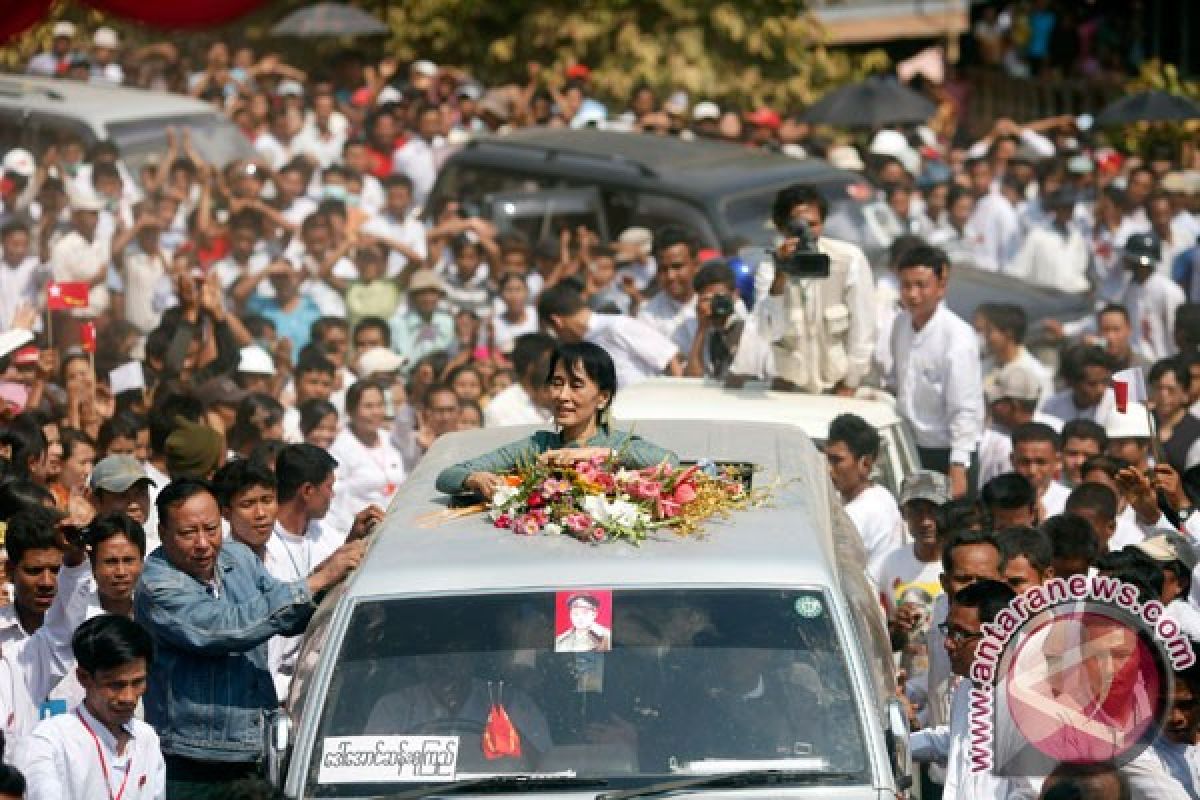 Suu Kyi disambut lautan manusia