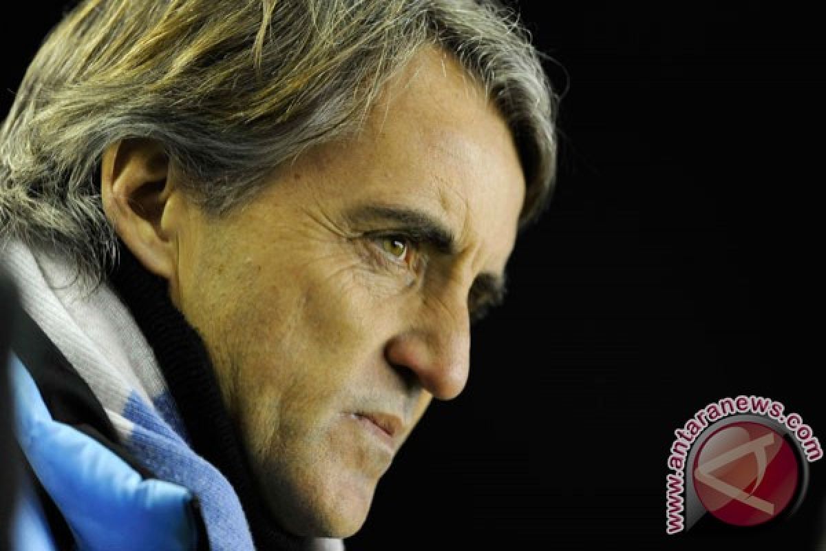 Mancini lempar "handuk" gelar liga 