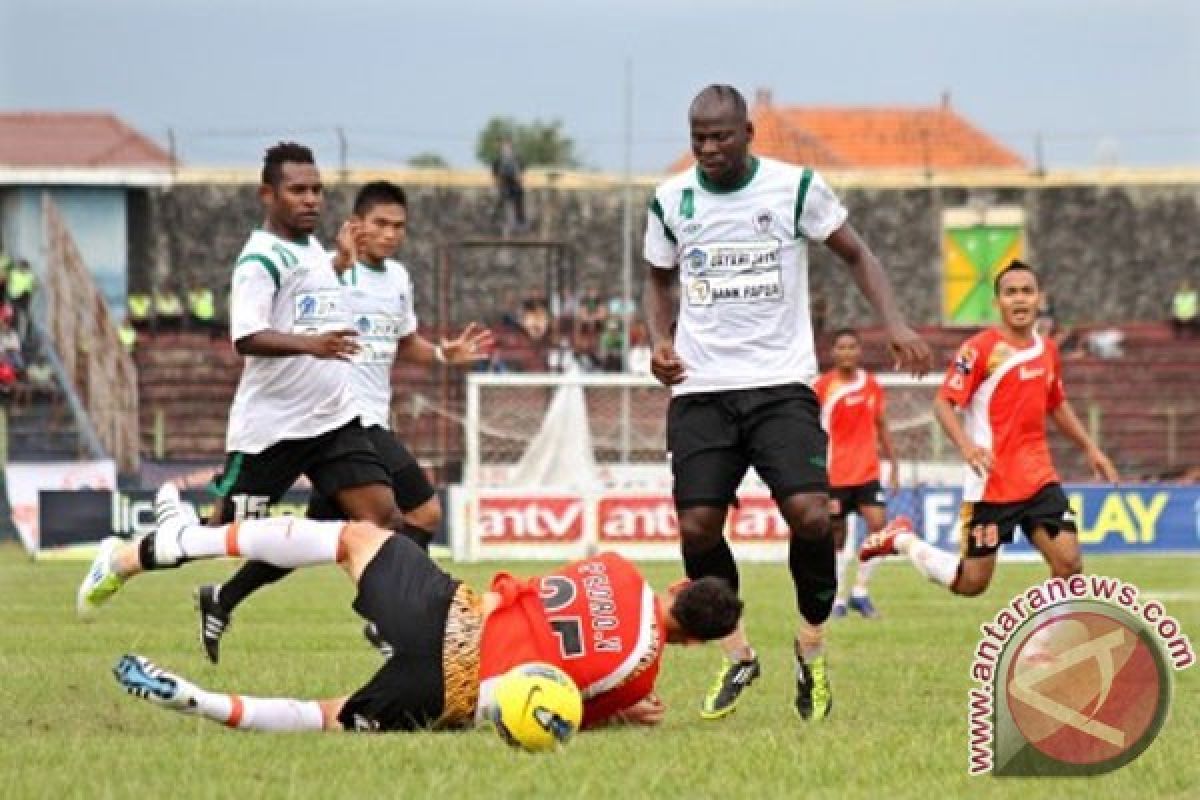 Pemain Persiwa Wamena mogok latihan