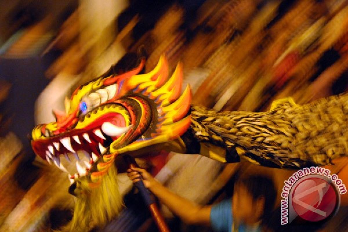 Enam naga meriahkan Cap Go Meh Pontianak