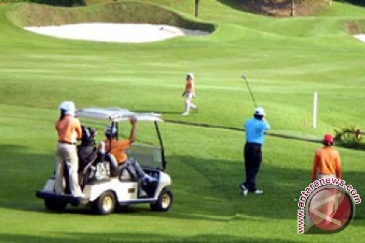 Hotel enam lantai di lapangan golf Bengkulu