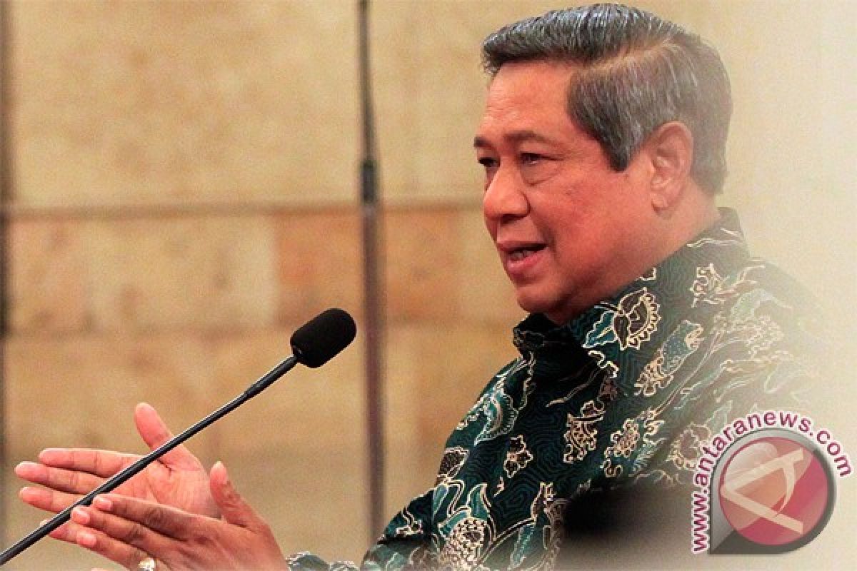 SBY pimpin tur keliling Istana Cipanas
