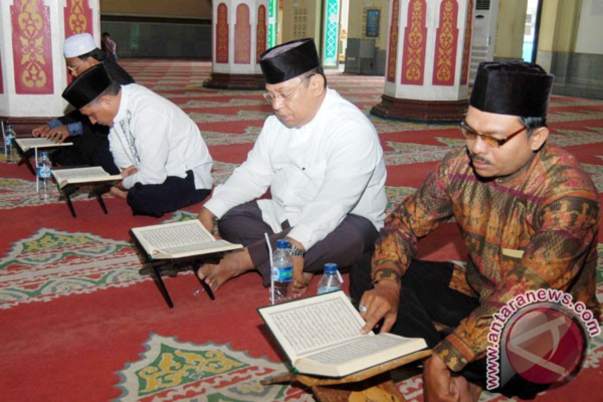 Caleg asal Aceh mesti dites mengaji Alquran