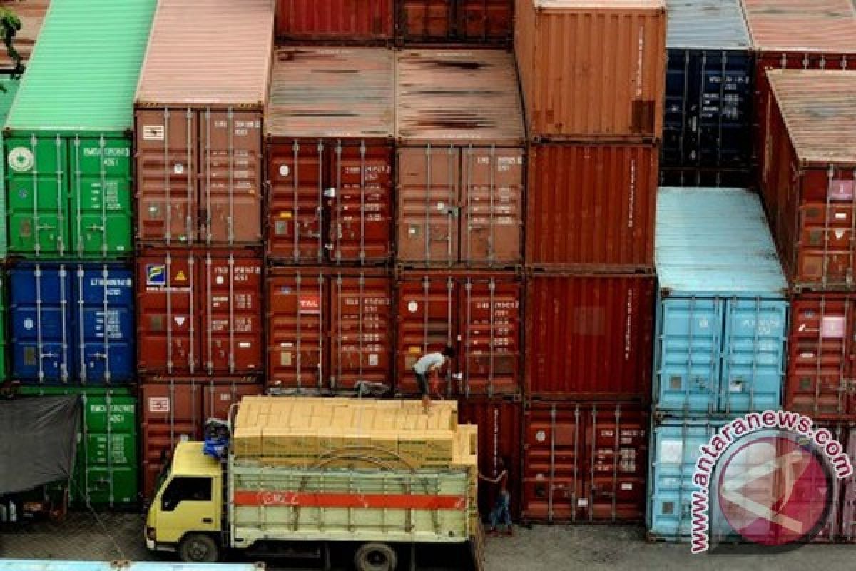 N Sumatra suffers deficit in trade with Malaysia