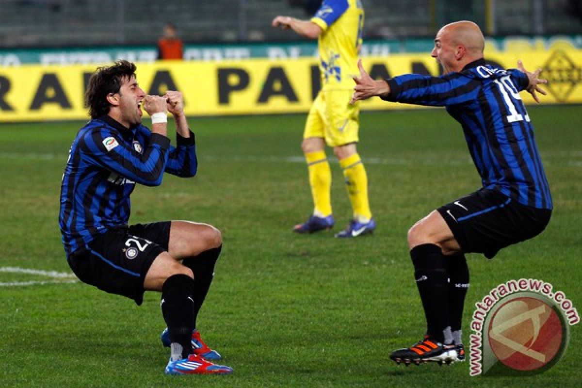 Kandaskan Hellas Verona, Inter ke posisi tiga
