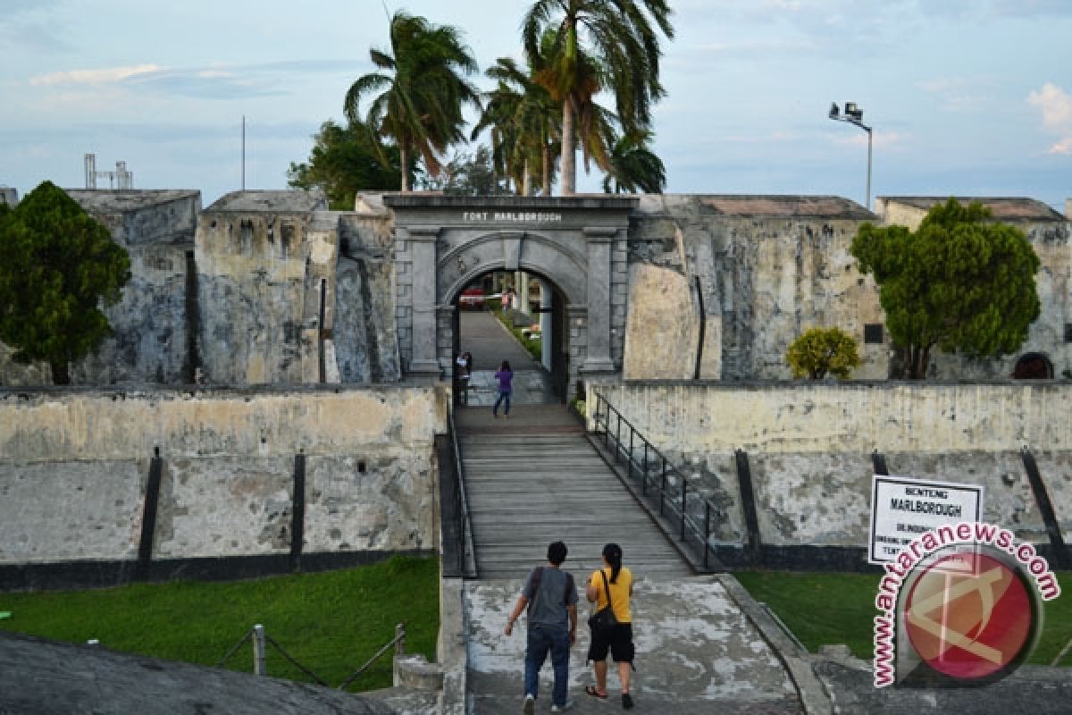 Pemuda Bengkulu gelar refleksi sejarah pahlawan di Benteng Marlborough