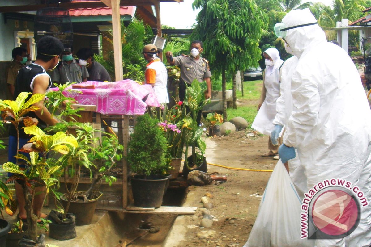 Disnak sarankan penyemprotan disinfektan tiap hari