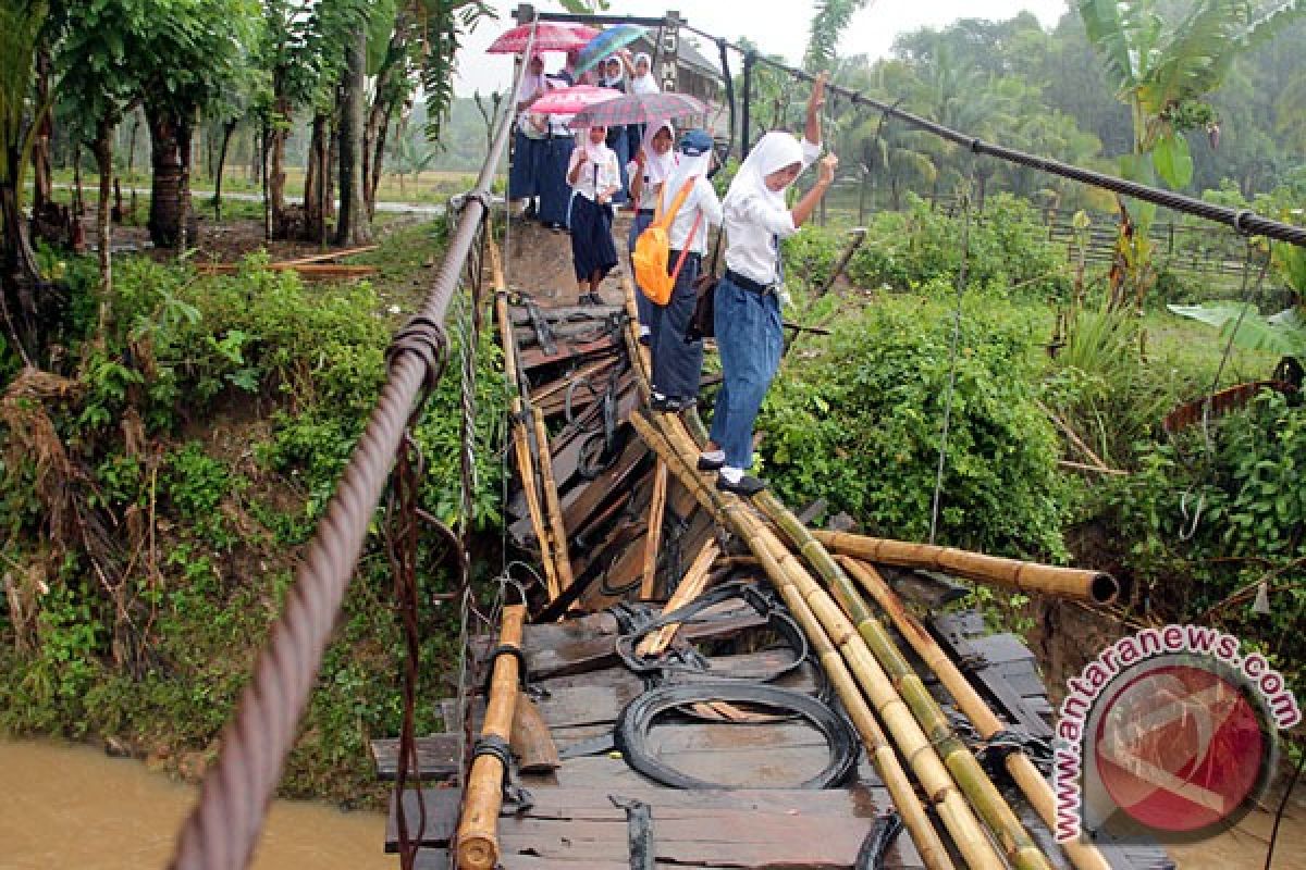 Banjir mulai surut di Lebak