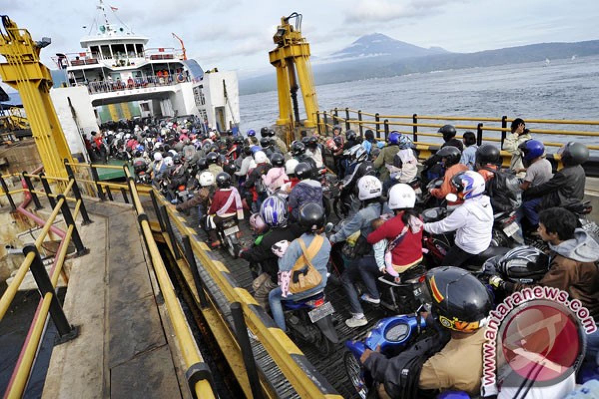 Pelabuhan Gilimanuk mulai dipadati pemudik