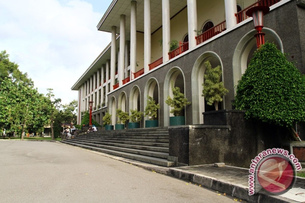 Biologi UGM beri penyuluhan budi daya labu susu