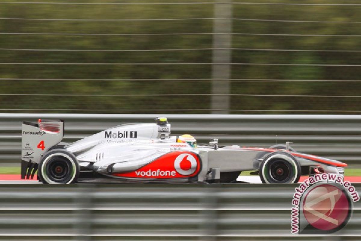 Lewis Hamilton tempati posisi pertama di dua sesi latihan Grand Prix Spanyol