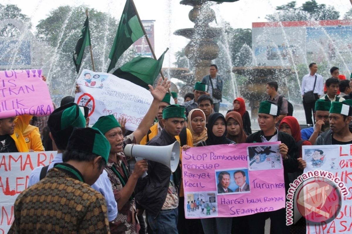 Keranda mayat simbol perjuangan mahasiswa Palembang