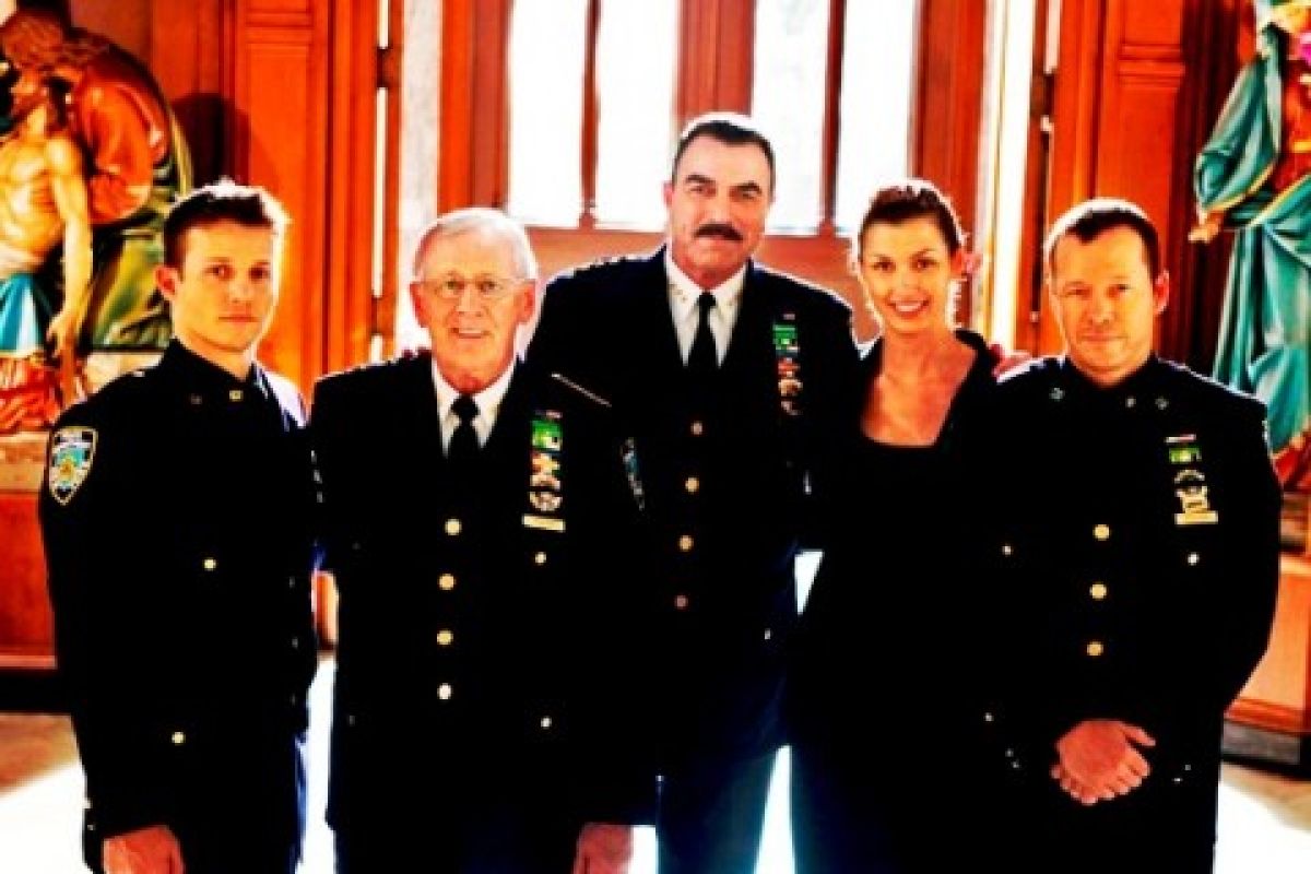 Tom Selleck Beraksi dalam Blue Bloods AXN