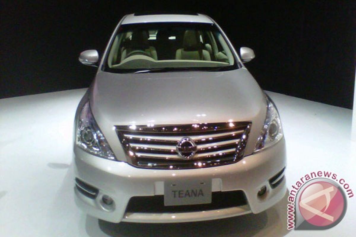 Nissan luncurkan Teana terbaru