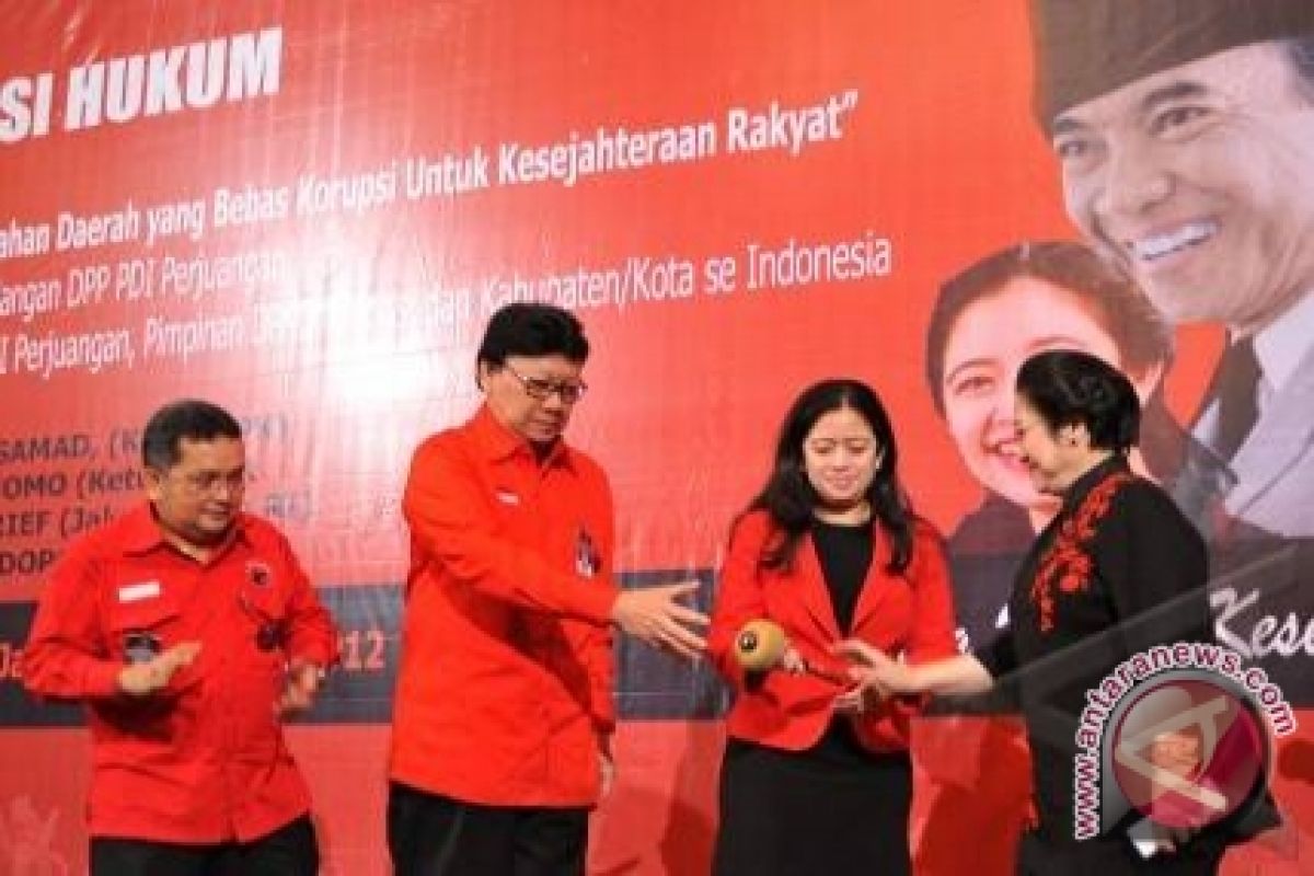 Megawati Persiapkan Puan Hanya Anggapan Publik