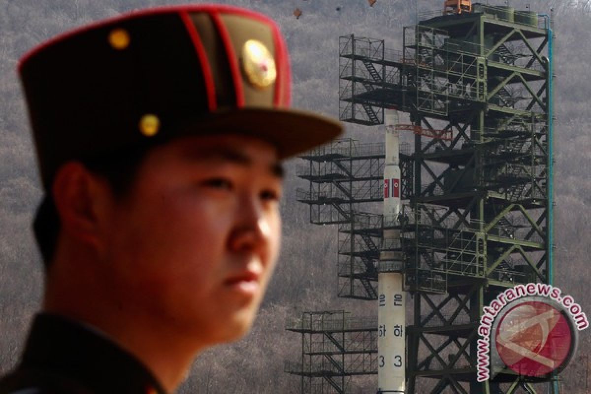 North Korea installs rocket Unha-3 on launch pad 