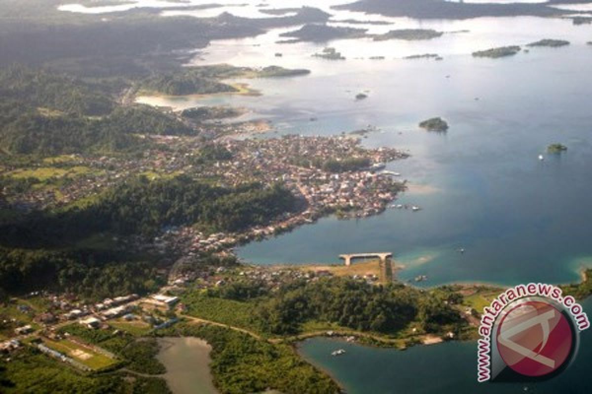 Simeulue banjir, ribuan mengungsi