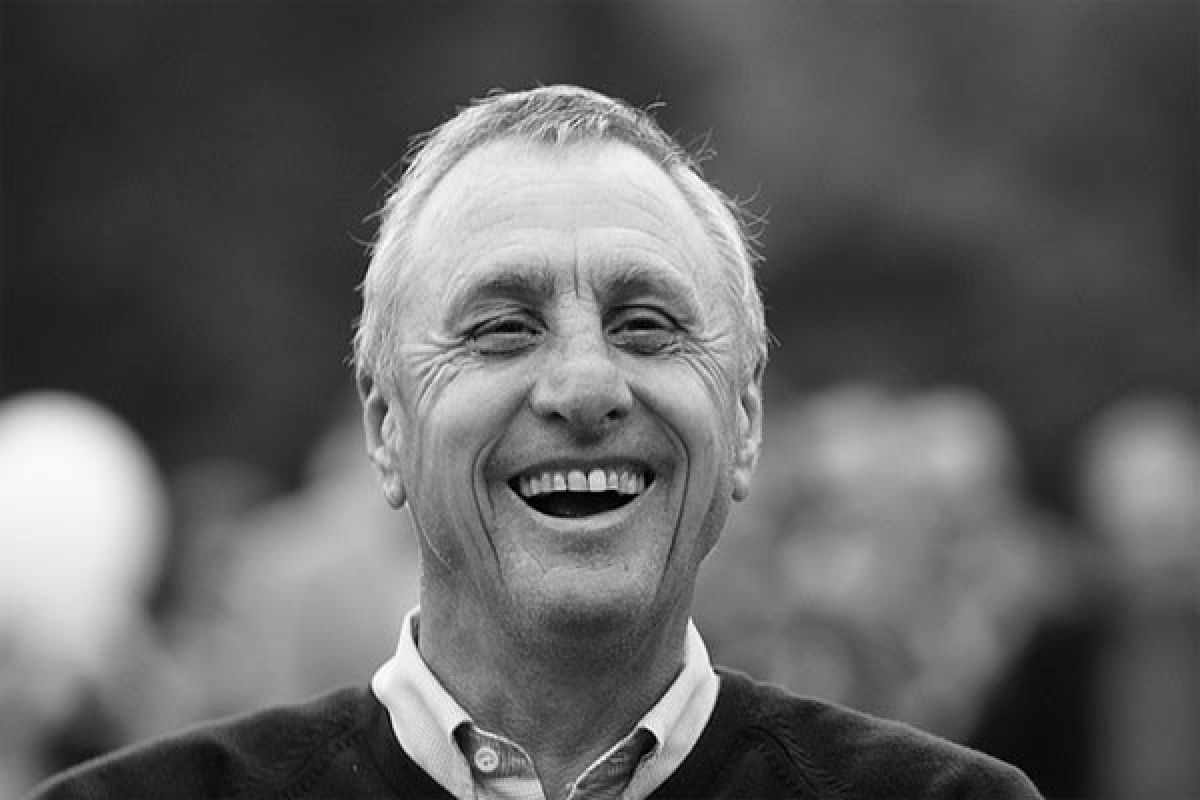 Johan Cruyff dukung Van Praag jadi Presiden FIFA