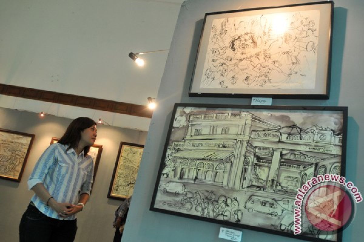 Pelukis sketsa Toto BS adakan pameran spontan