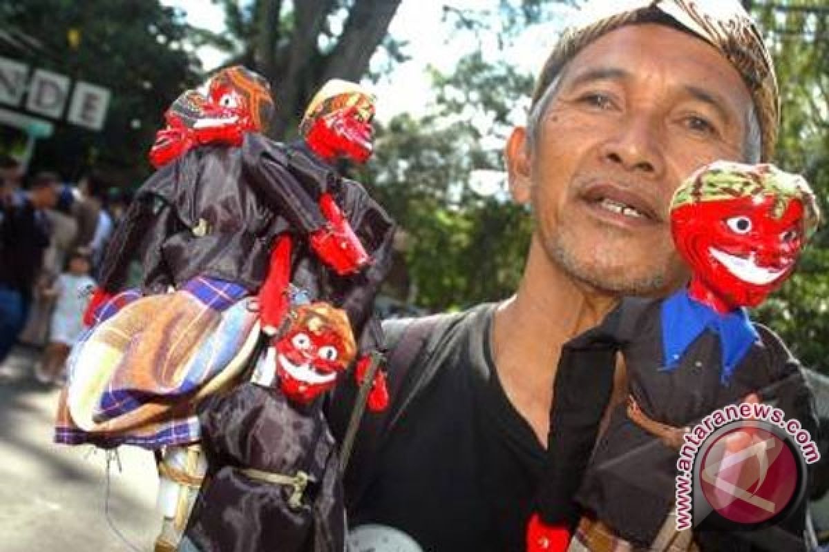 Wayang Golek Gebrak London