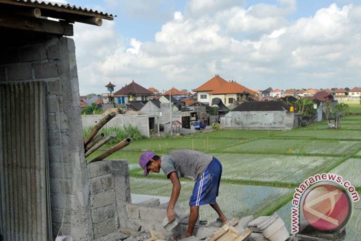 Lahan pertanian produktif di DIY terus berkurang