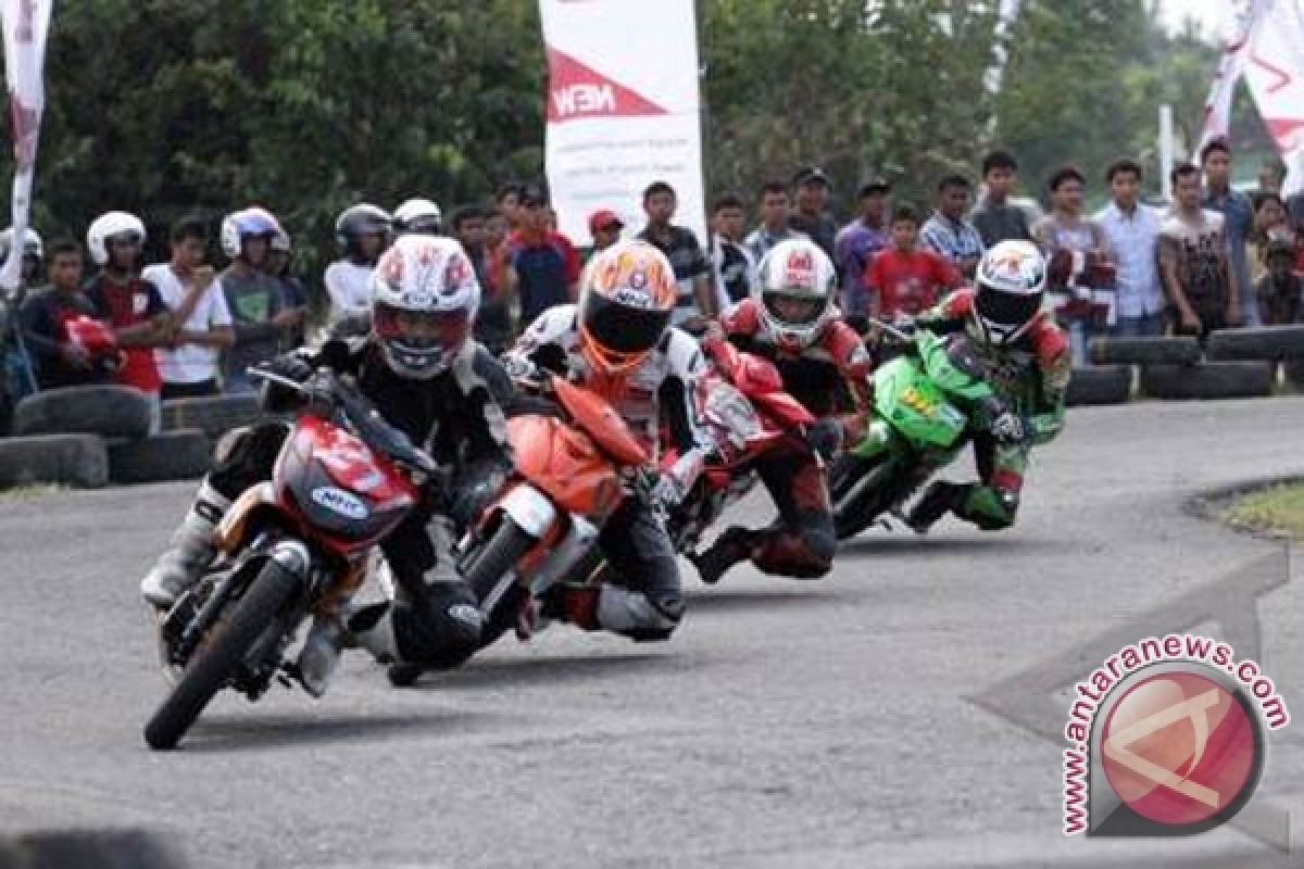  Tiga Pembalap Asing Berlaga Di Kota Palu 