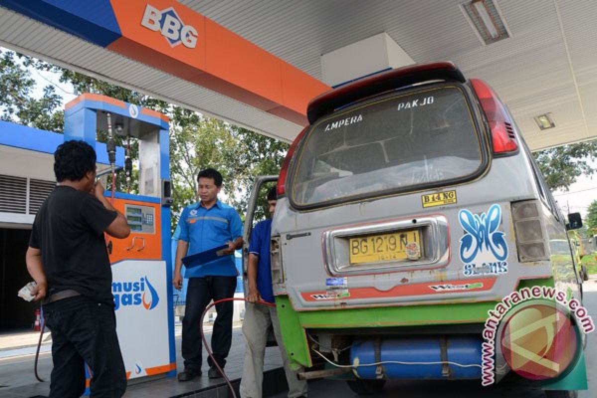 Gas masih tersedia banyak, kata Hatta