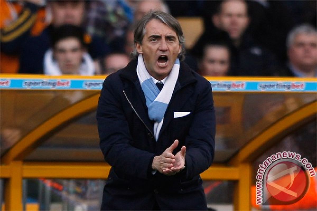 Mancini yakin City lebih baik dari MU