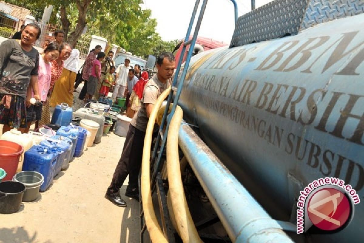 119 tangki air didistribusikan mengatasi kekeringan Yogyakarta