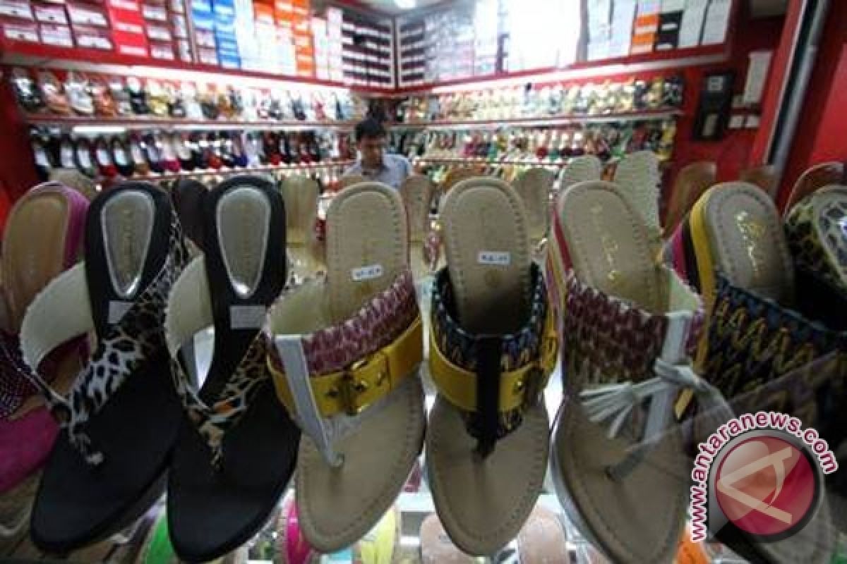 Desainer Italia Akan Bantu Desain Sepatu dan Sandal Domestik