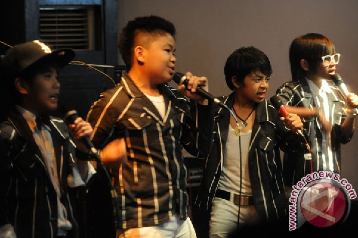 Konser Coboy Junior di Makassar ditunda