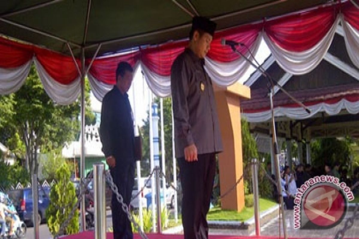 Wawali Manado pimpin upacara Hari Otoda