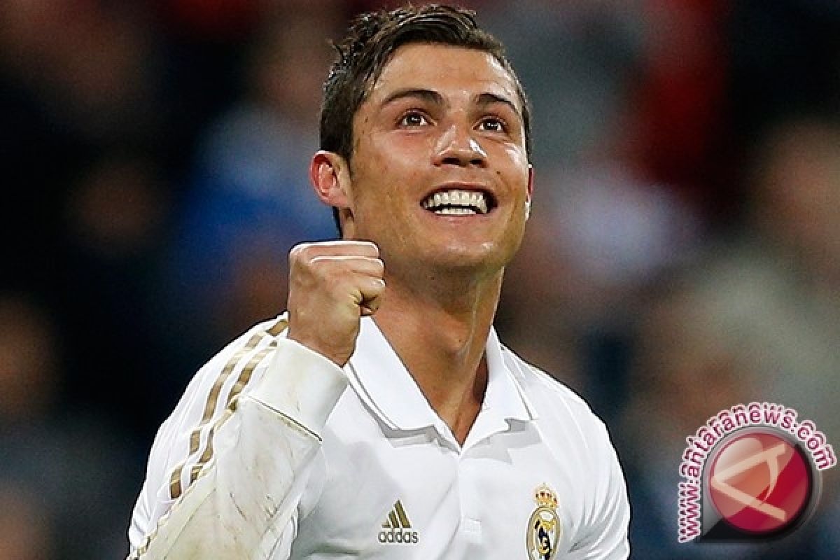 Empat Gol Ronaldo Bawa Madrid Menang Atas Elche 5-1