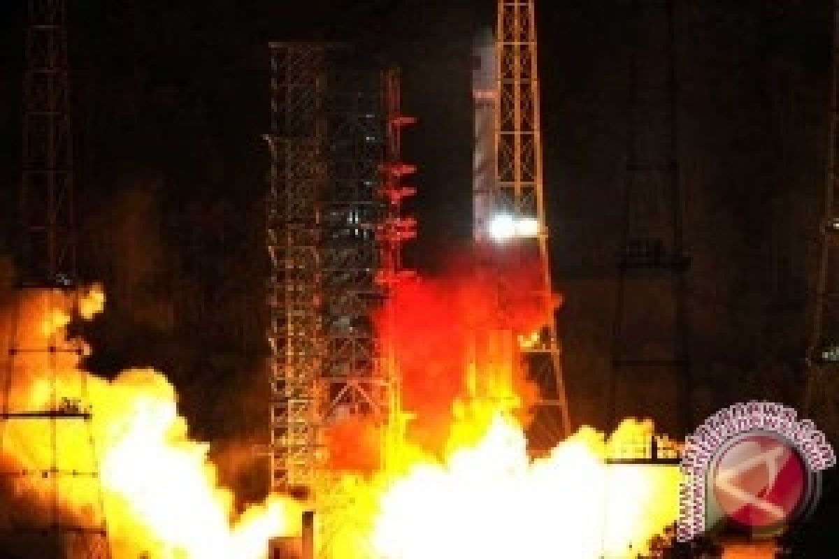 China Luncurkan Dua Satelit Navigasi