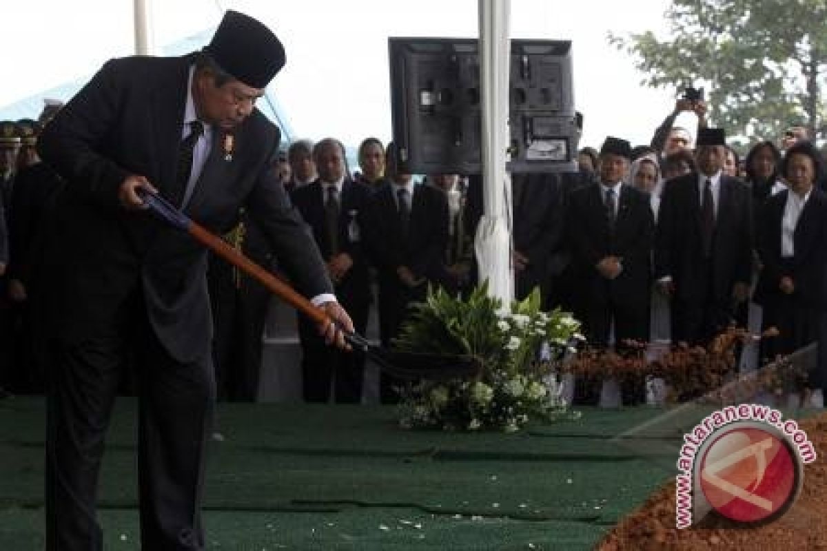 Presiden: Endang Rahayu Sosok Pantang Menyerah