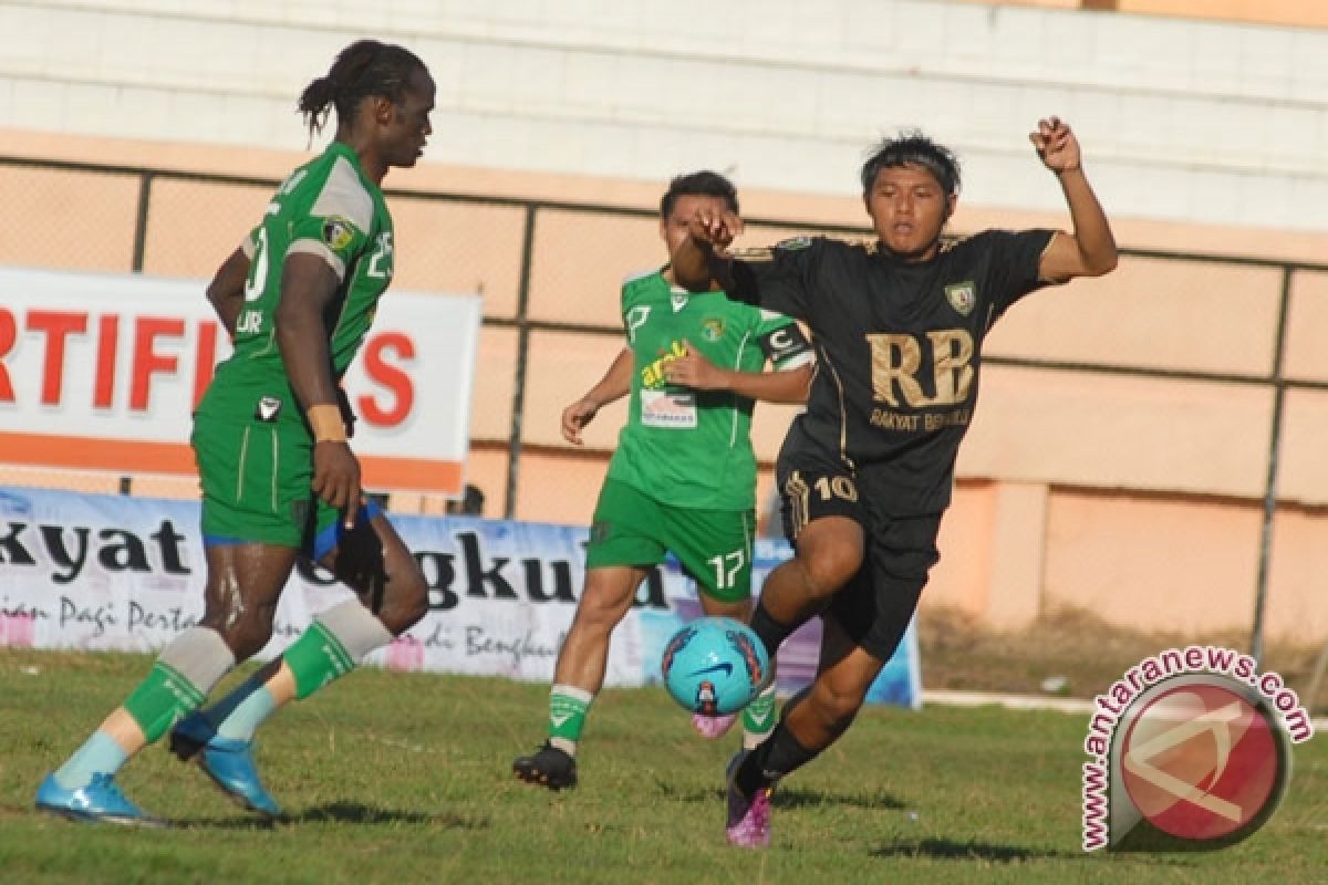  Persebaya kandaskan tuan rumah PS Bengkulu 2-0