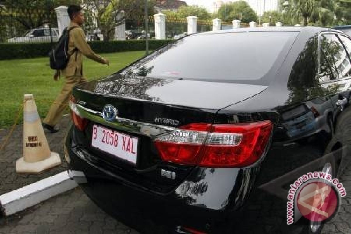 Toyota 2014 Produksi Mobil Hybrid di Indonesia