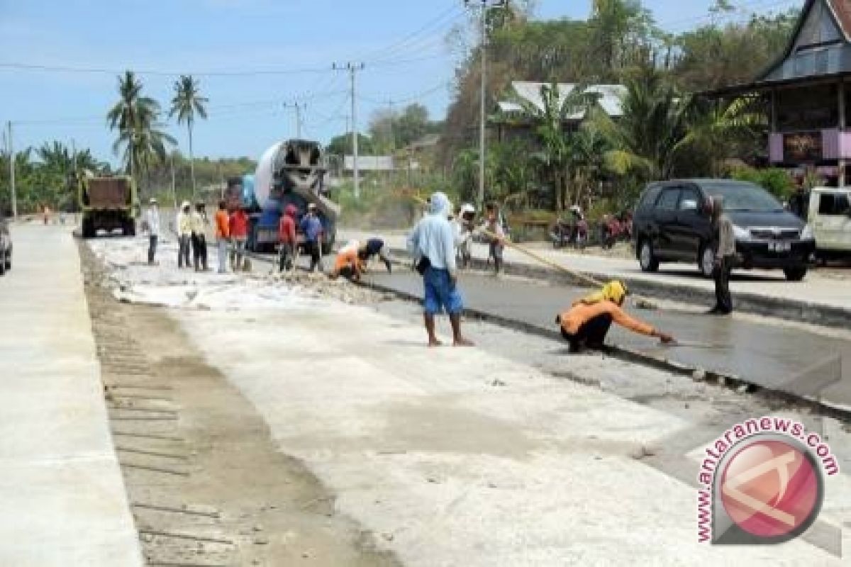 Kubu Raya Bangun Jalan Poros Kuala Mandor