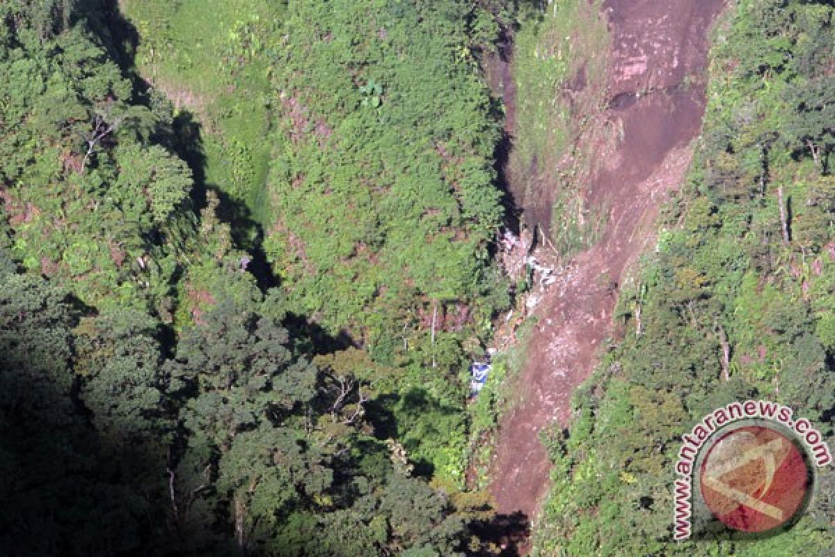 Failure of Jakarta Radar caused Sukhoi crash in Mount Salak: Official