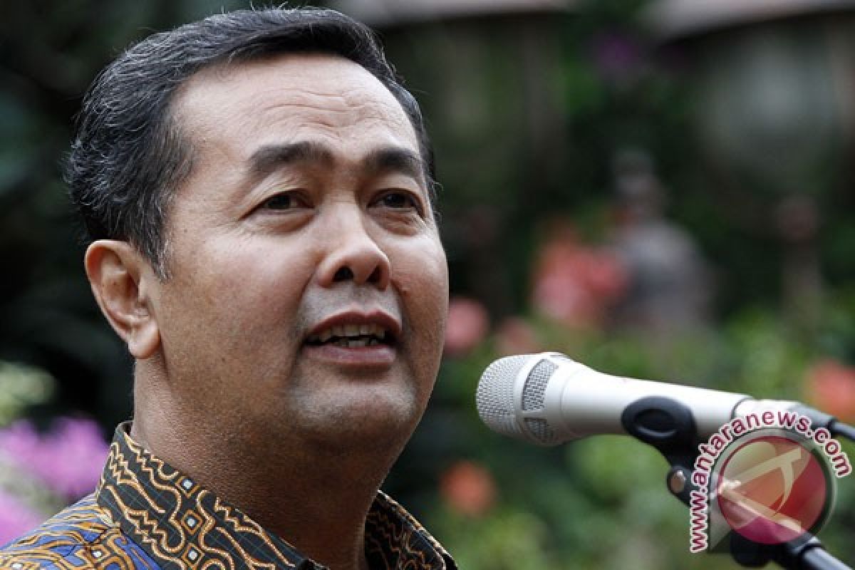 Wakil menteri antar naskah soal UN ke Sulawesi