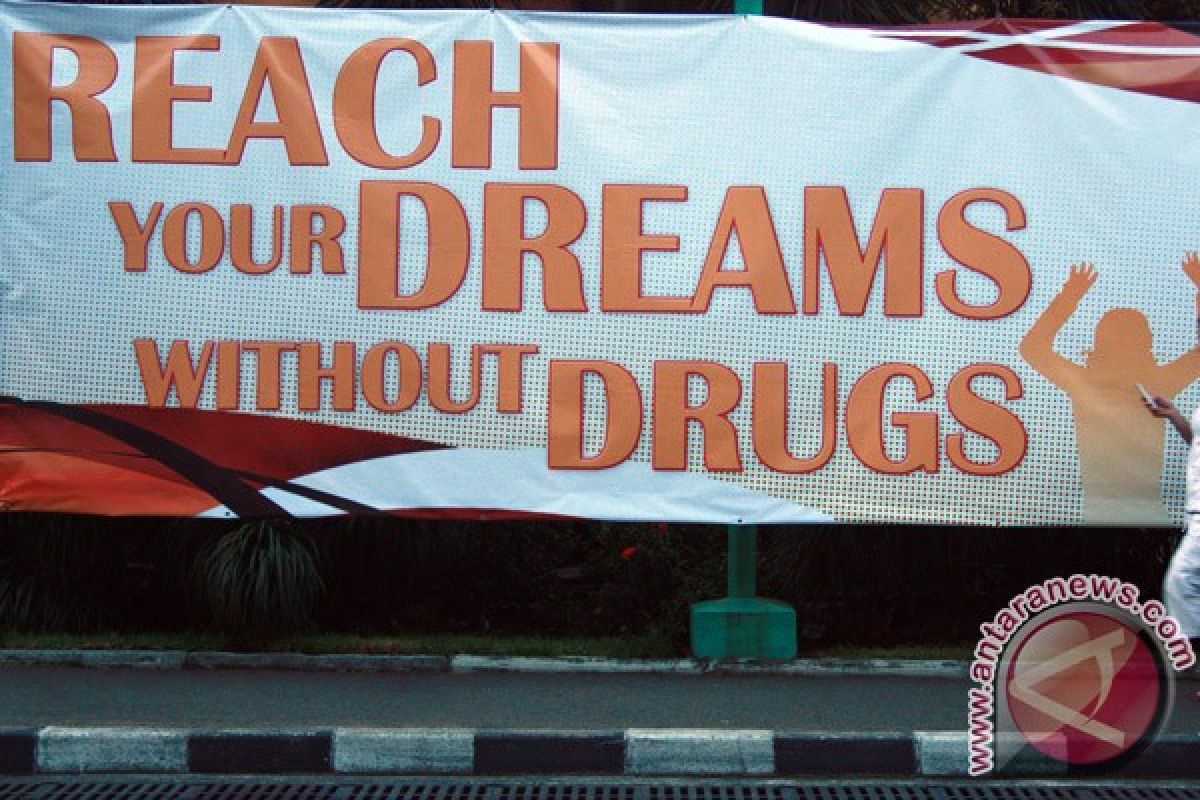 1.000 anak yatim Surabaya kampanye anti-narkoba