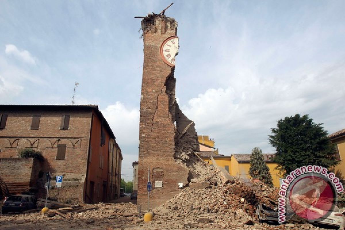 Gempa 5,2 SR guncang Italia