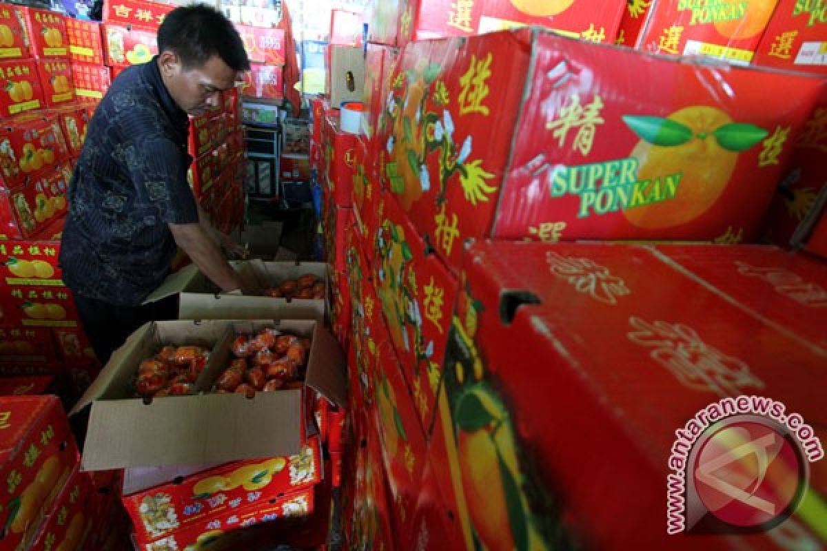 HKTI hails ban on fruit imports 