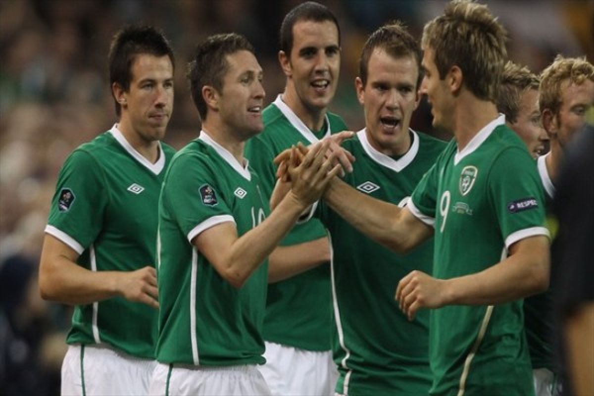 Irlandia lolos ke putaran final Euro 2016